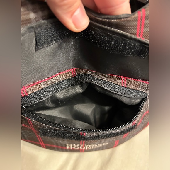 Outward Hound Front Carry Pet Pouch - Picture 9 of 9